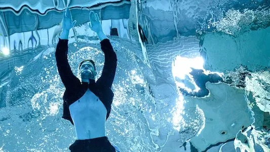 Image Limitless with Chris Hemsworth 1