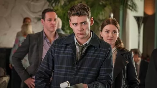 Image The Bay (2019) 4